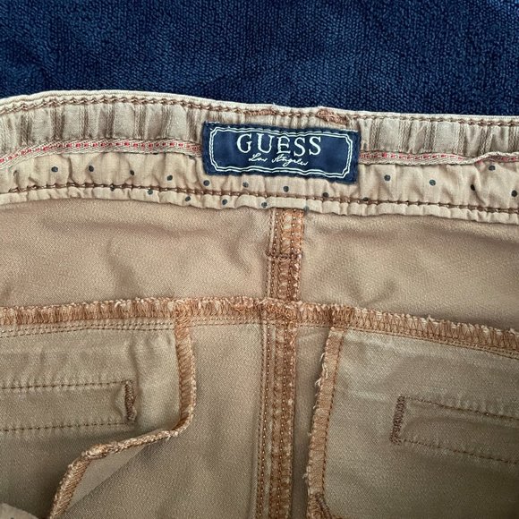 GUESS Jeans - Picture 5 of 6
